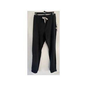 Vuori performance joggers- long. Black. Womens medium. NWT.